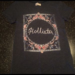 Hollister Juniors size XS T-shirt Dark Blue